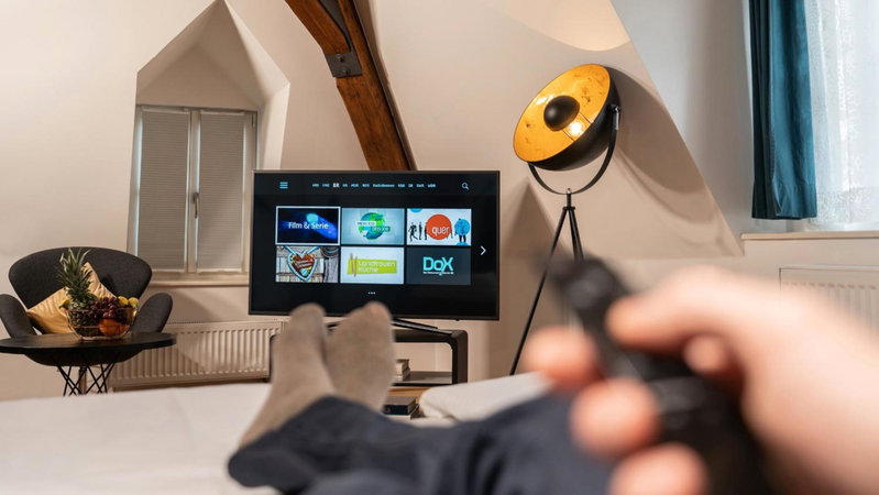 Hotel CampusZwei Komfortable Doppelzimmer & Apartments mit Küche Zentral in Ludwigsburg ideal für Business & Langzeitaufenthalte 24h Check in Kinder bis 14, Ludwigsburg, Germany