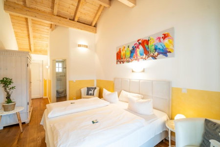 Landhaus Hotel Wolfratshausen, Wolfratshausen, Germany