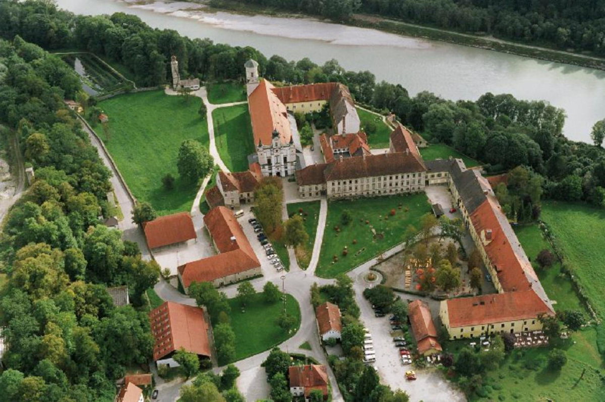 Klostergasthof Raitenhaslach, Germany