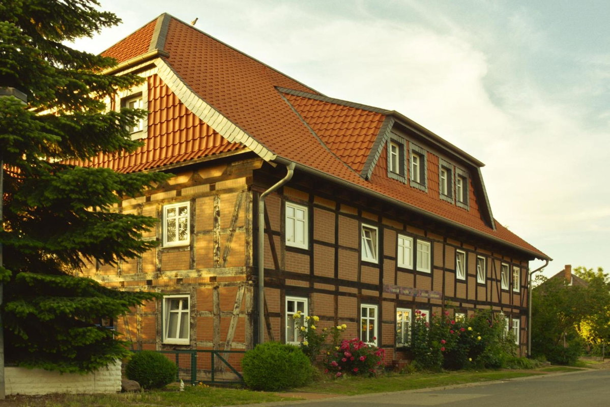 Emmis Erbe, Germany