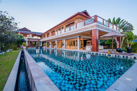 Golfers Paradise HuaHin, Cha Am, Thailand