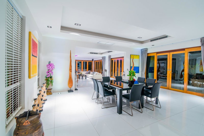 Golfers Paradise HuaHin, Cha Am, Thailand