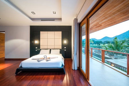 Golfers Paradise HuaHin, Cha Am, Thailand