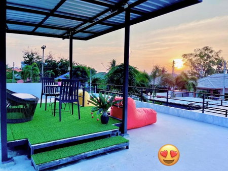Pudpichaya Pool Villa, Ban Sahakham, Thailand