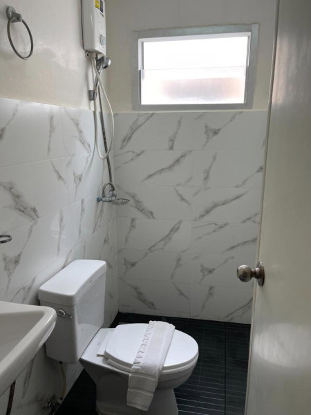 D.D. Inn Beach Guesthouse, Pattaya South, Thailand