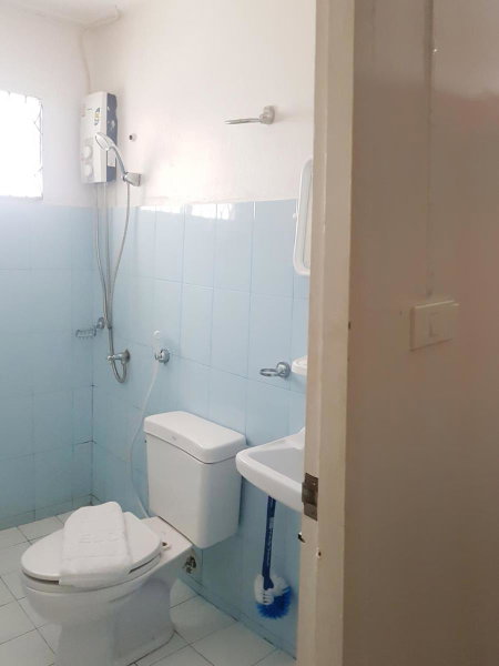 D.D. Inn Beach Guesthouse, Pattaya South, Thailand
