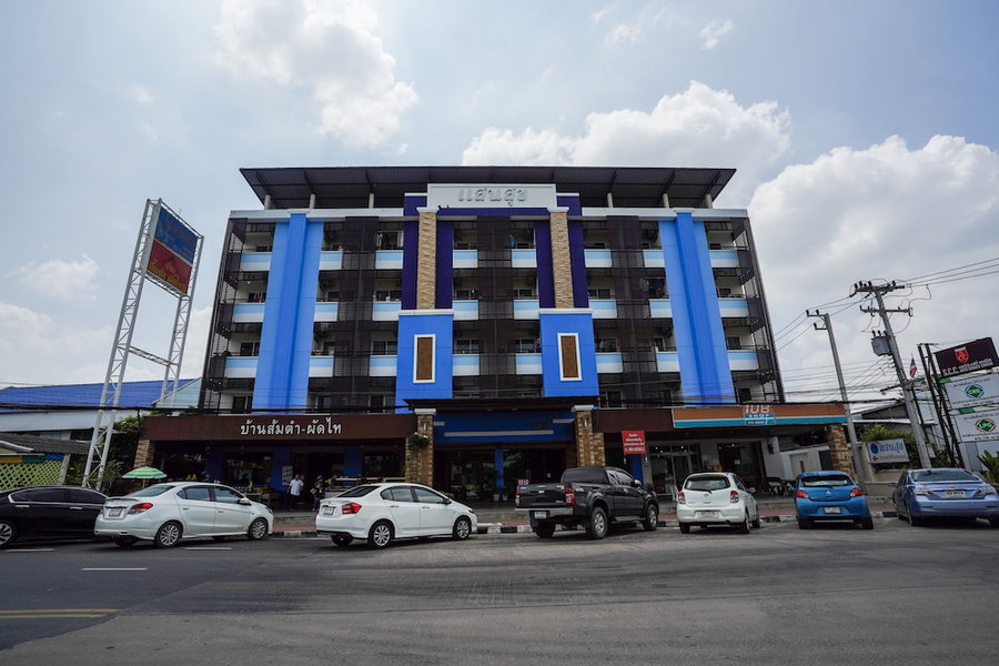 Sansuk Apartment, Pathum Thani, Thailand