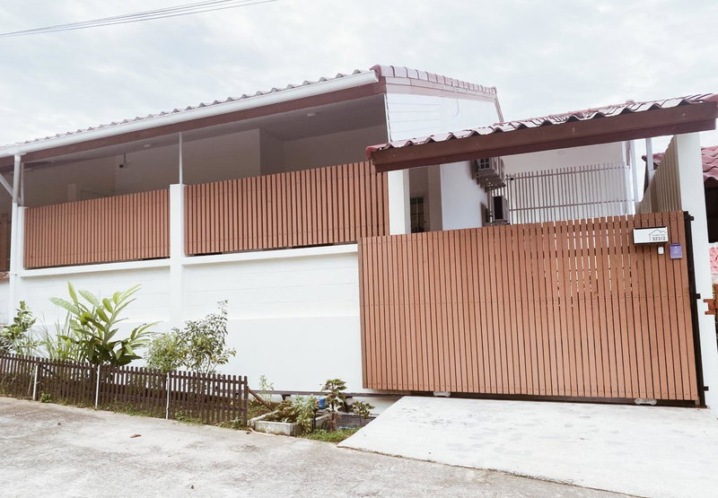 Sundae Haus, Betong, Thailand