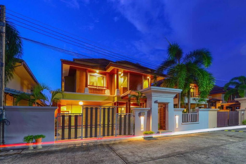 74 Patong villa walk to Bangla Rd in 10min 3 room cozy modern style, Patong Beach, Thailand