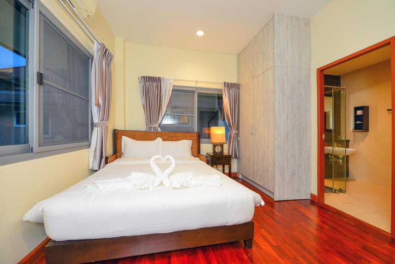 74 Patong villa walk to Bangla Rd in 10min 3 room cozy modern style, Patong Beach, Thailand