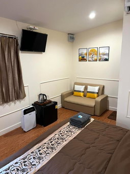 Binlar Guesthouse, Phra Nakhon Si Ayutthaya, Thailand