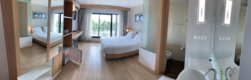 Coco Beach Resort Bangsaen, Chonburi, Thailand