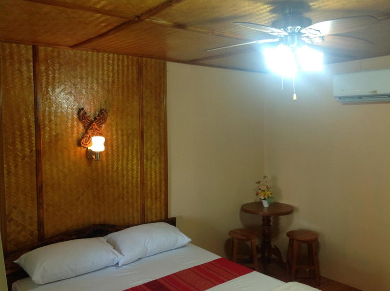 Ruan Mai Naiyang Beach Resort, Nai Yang Beach, Thailand