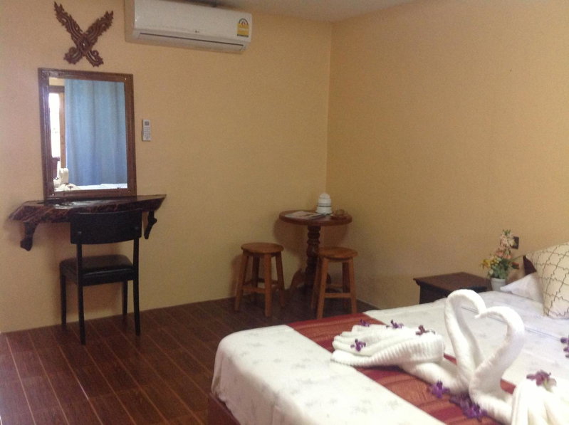 Ruan Mai Naiyang Beach Resort, Nai Yang Beach, Thailand