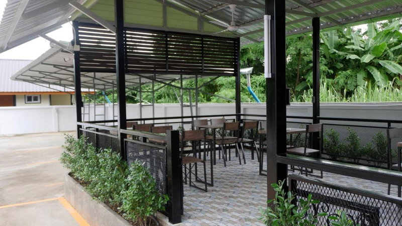 Sangthong Building, Mae Chaem, Thailand