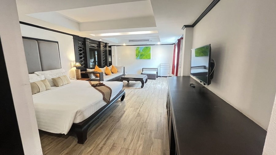 The Taksim Royal Beach Hotel, Phuket, Thailand