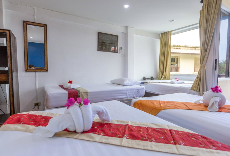 PorterHouse Beach Hotel, Patong Beach, Thailand