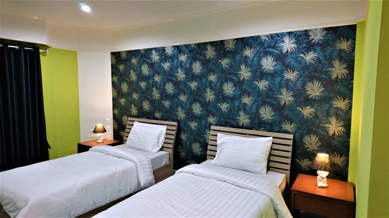 โรงแรมเมืองเพรียวอินน์ Mueang Phriao Inn Hotel, Sara Buri, Thailand