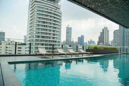 Circle Sukhumvit 11#Luxury#Pool#Gym#BTS Nana&MRT Sukhumvit#1BR#Max2ppl, Bangkok, Thailand
