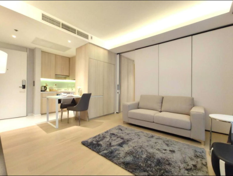 Circle Sukhumvit 11#Luxury#Pool#Gym#BTS Nana&MRT Sukhumvit#1BR#Max2ppl, Bangkok, Thailand