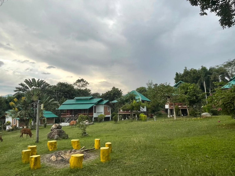 Pai Love & Baan Chonphao Resort, Pai, Thailand