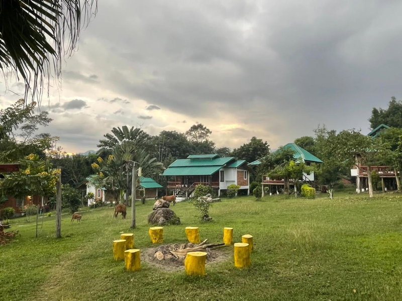 Pai Love & Baan Chonphao Resort, Pai, Thailand