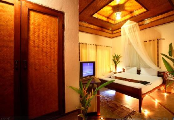 Pai Love & Baan Chonphao Resort, Pai, Thailand