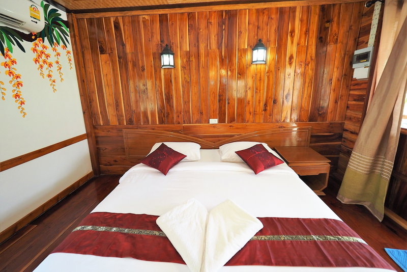Khaothone River View Resort, Sai Yok, Thailand