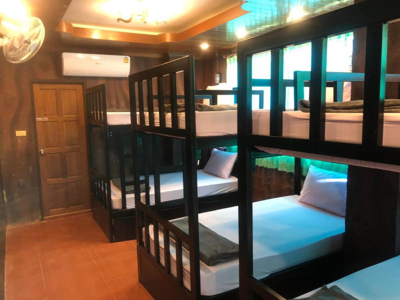 Social Quarters, Railay Beach, Thailand