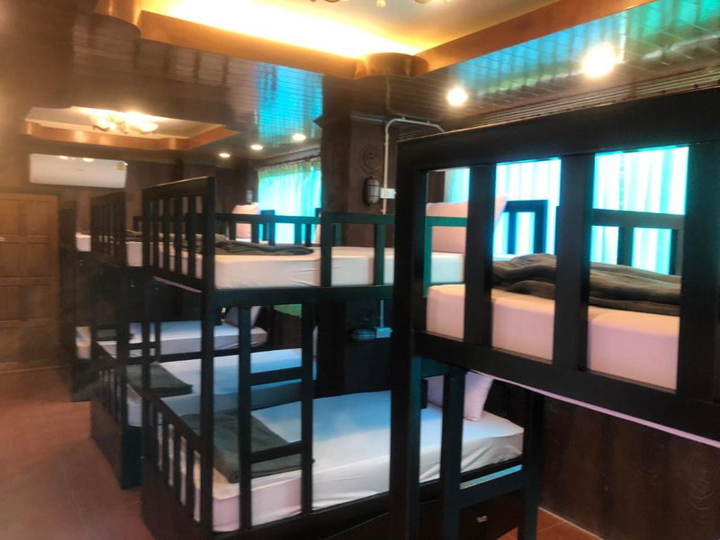 Social Quarters, Railay Beach, Thailand