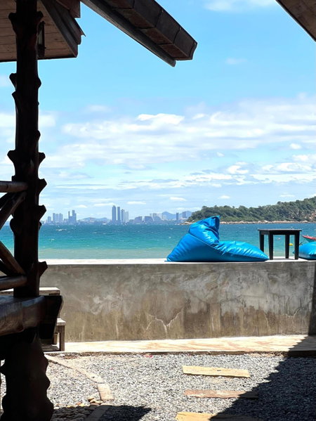 Homebeach Resort เกาะล้าน, Ko Larn, Thailand