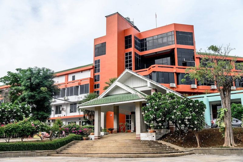 Beverly Hill Park Hotel, Nakhon Sawan, Thailand