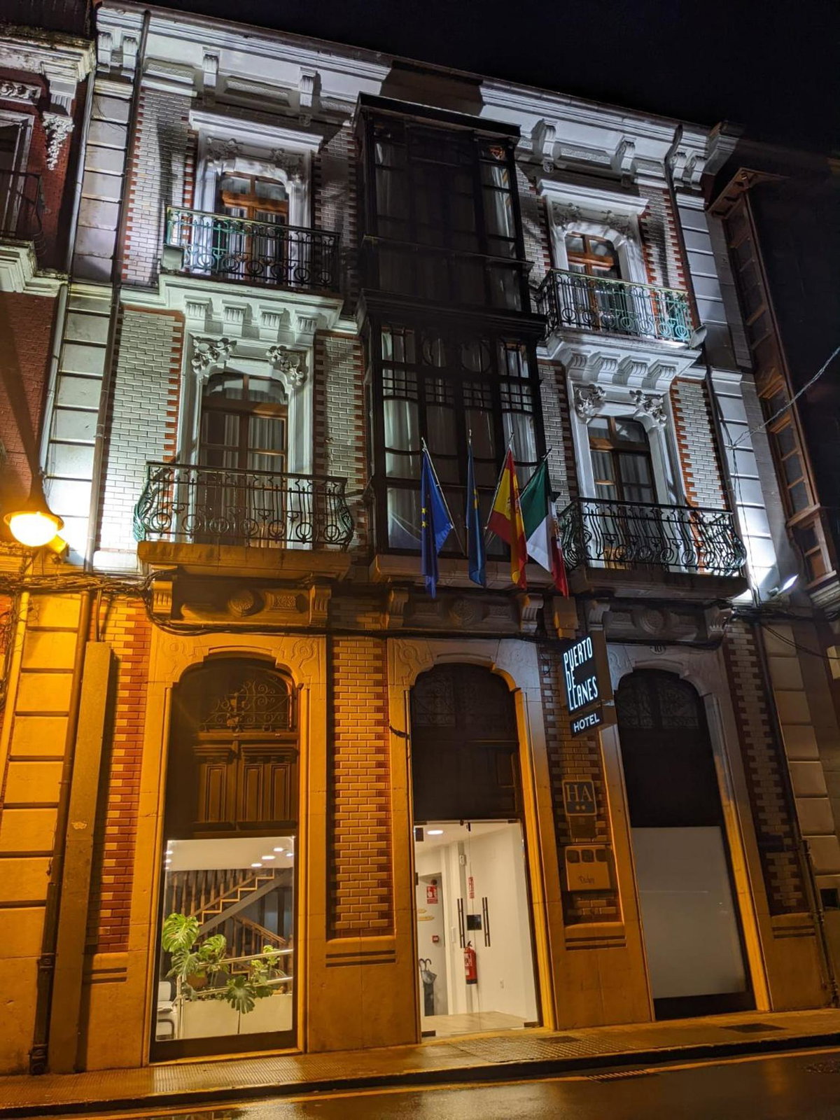 Hotel Puerto de Llanes, Spain