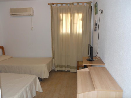 Hostal El Descanso, Madrid, Spain