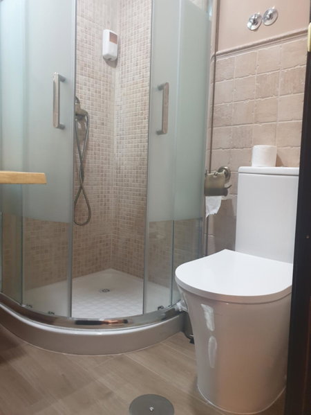 Hostal El Descanso, Madrid, Spain