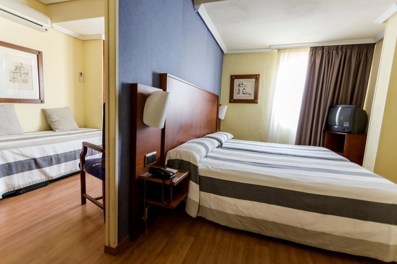 Torreluz Apartamentos, Almería, Spain