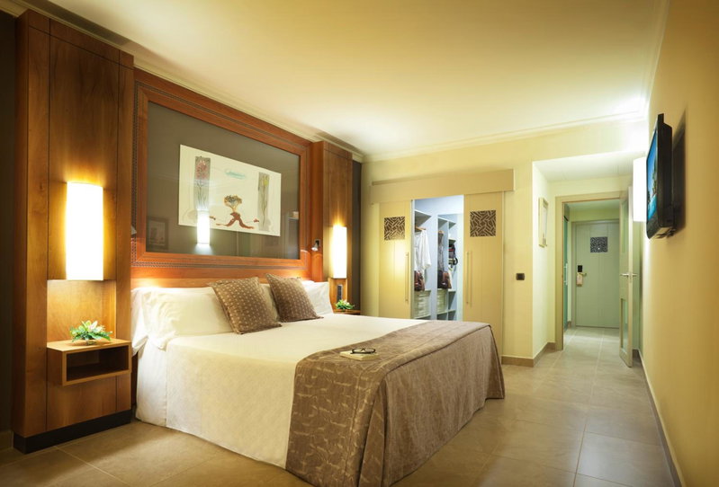 Adrián Hoteles Jardines de Nivaria, Adeje, Spain