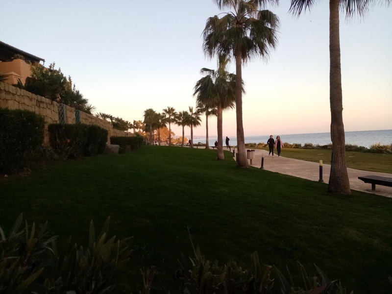 Beach Bungalow Port,free parking, Estepona, Spain