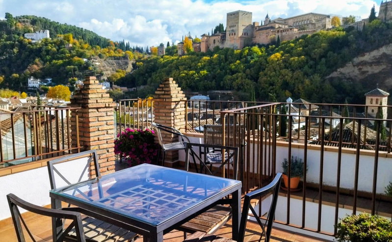 Apartamentos Alhambra, Granada, Spain