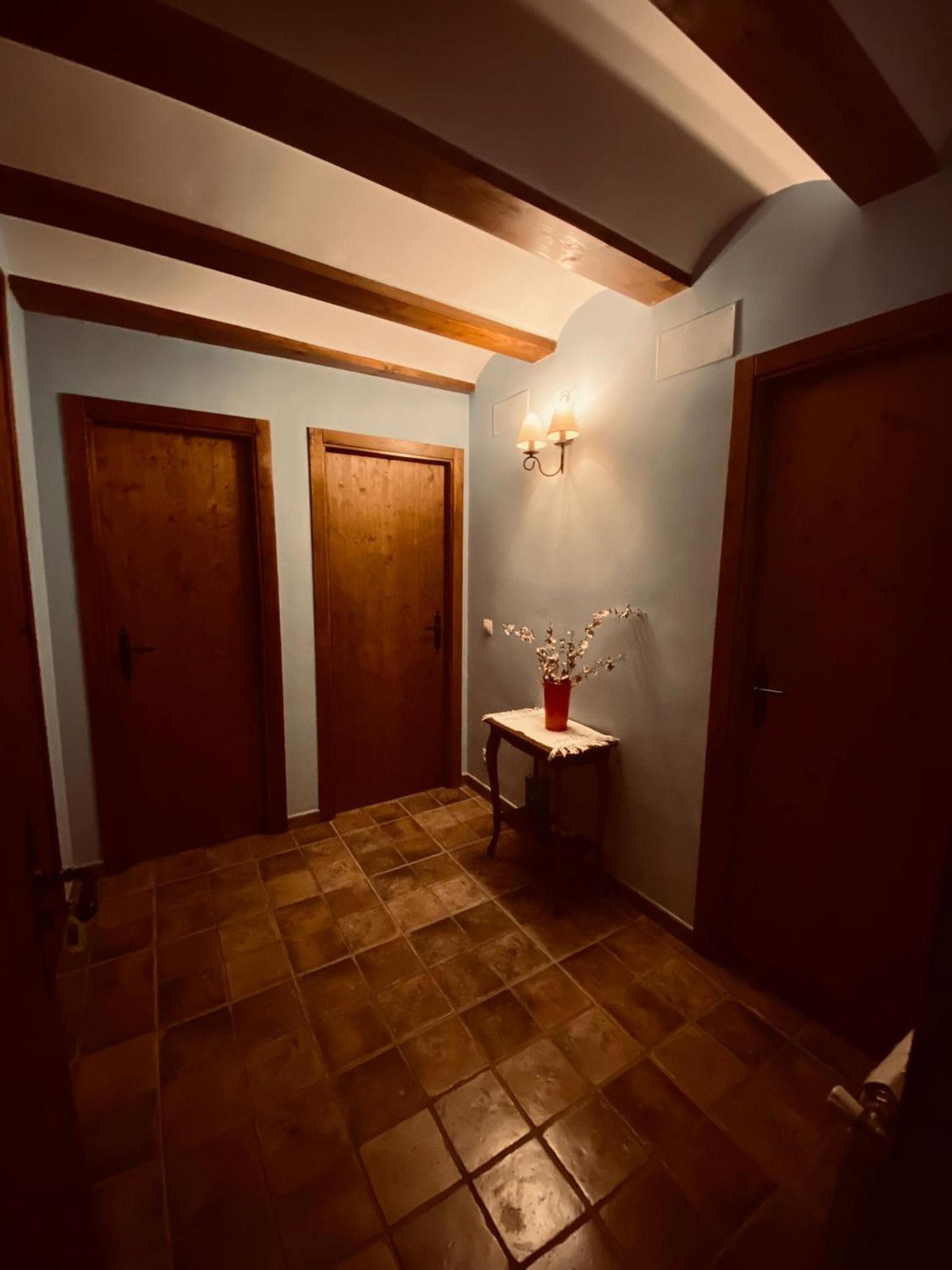 Hotel · Hostal La Muralla, Fortanete