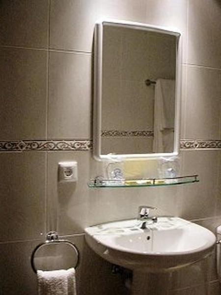Hostal La Barretina, Figueres, Spain