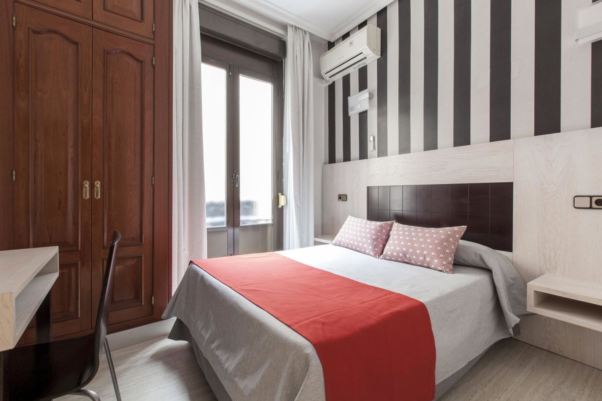 Hotel · Hostal Castilla I Atocha, Madrid