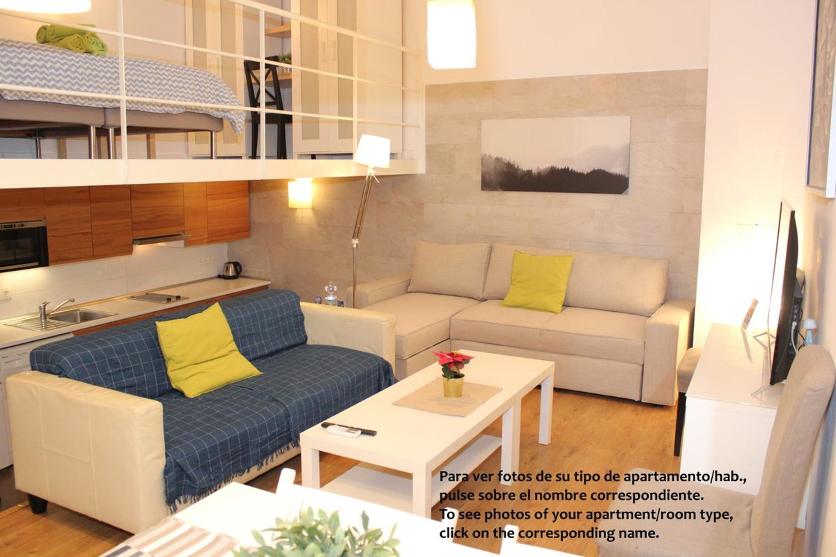 Apartamentos Clavero, Spain