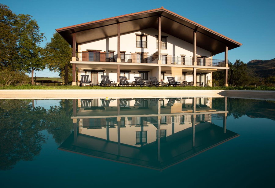 Agroturismo Basitegi, Urnieta, Spain