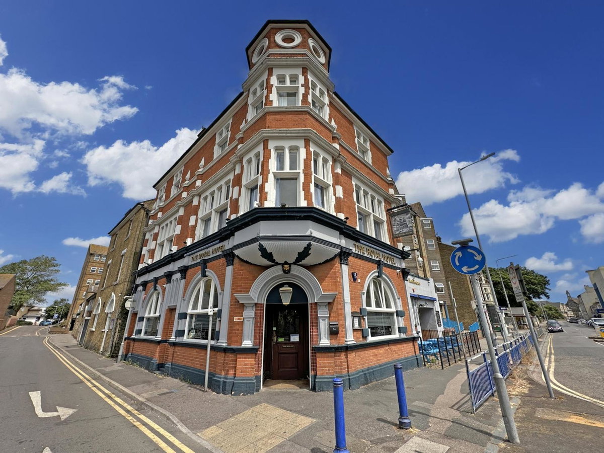 Hotel · Royal Hotel Sheerness, Sheerness