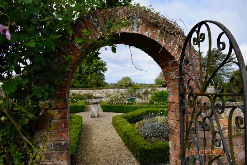 White Hall Farm, Leamington Spa, United Kingdom