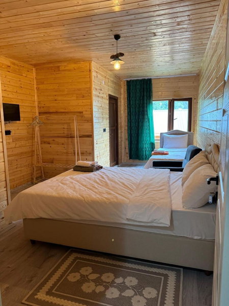 Kale kaya otel, Çamlıhemşin, Turkey