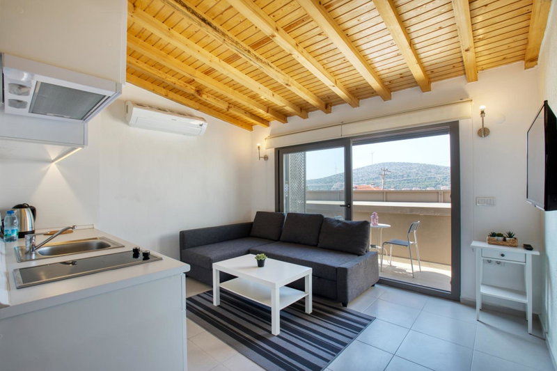 AEGEAN Apartments - Marina & Chios Island View, Cesme, Turkey