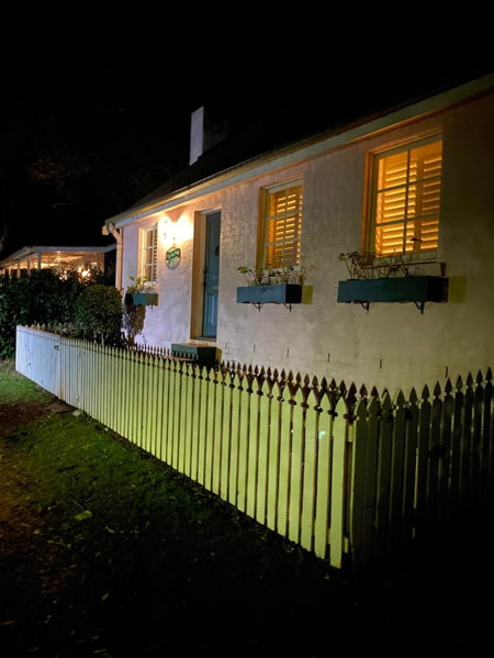 The Romantic Pink English Cottage at Tamborine Mountain, Mount Tamborine, Australia