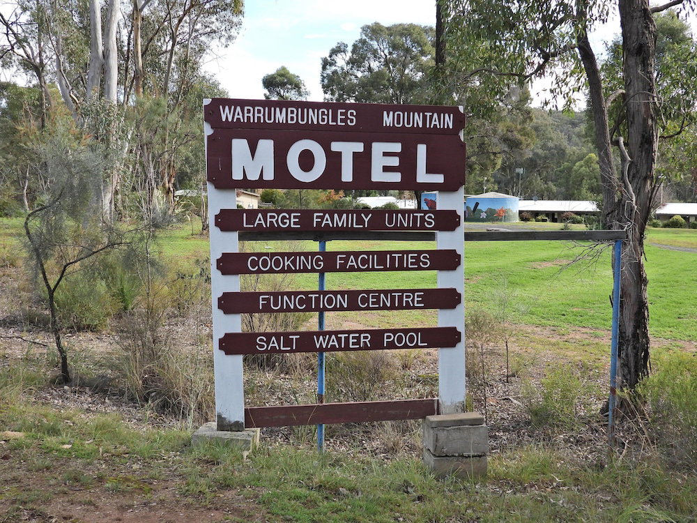 Warrumbungles Mountain Motel, Australia